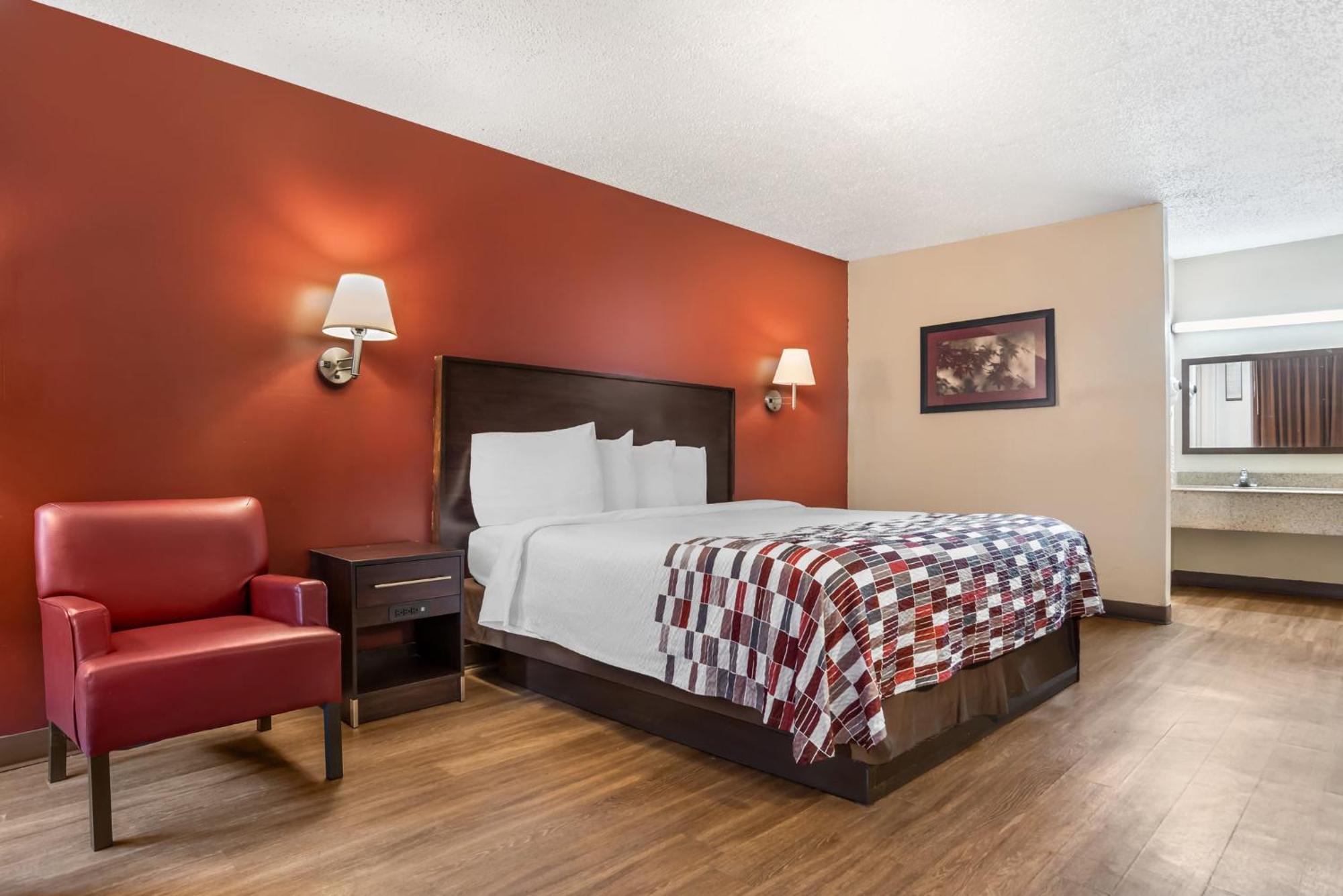 Red Roof Inn Montgomery - Midtown Dış mekan fotoğraf