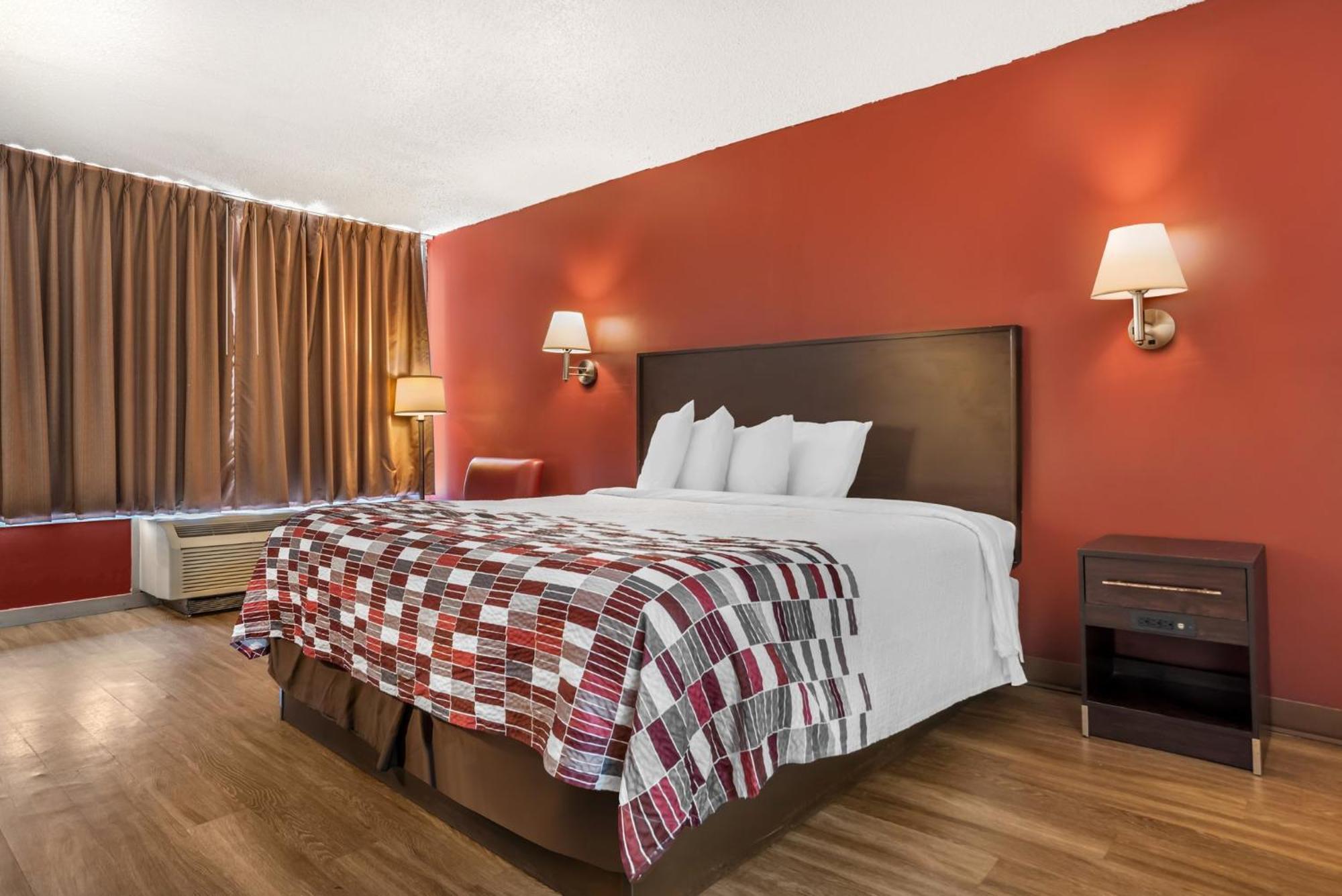 Red Roof Inn Montgomery - Midtown Dış mekan fotoğraf