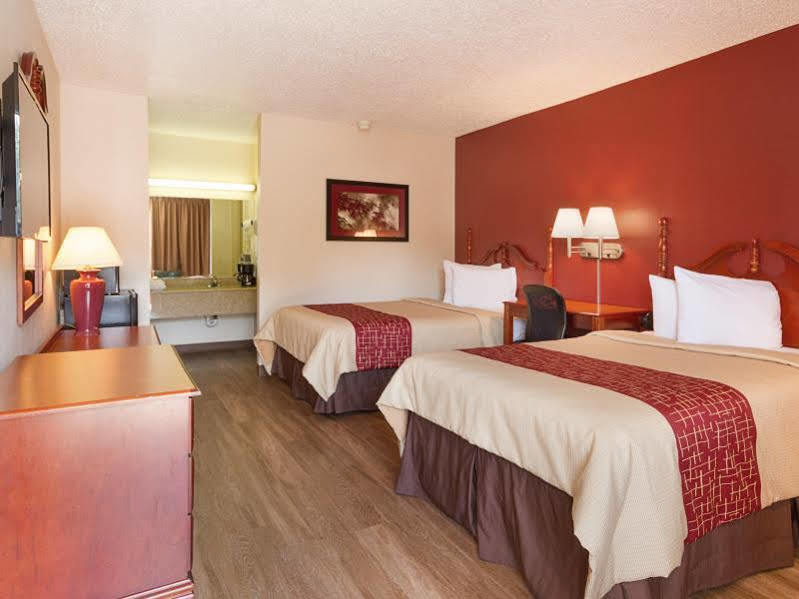 Red Roof Inn Montgomery - Midtown Dış mekan fotoğraf